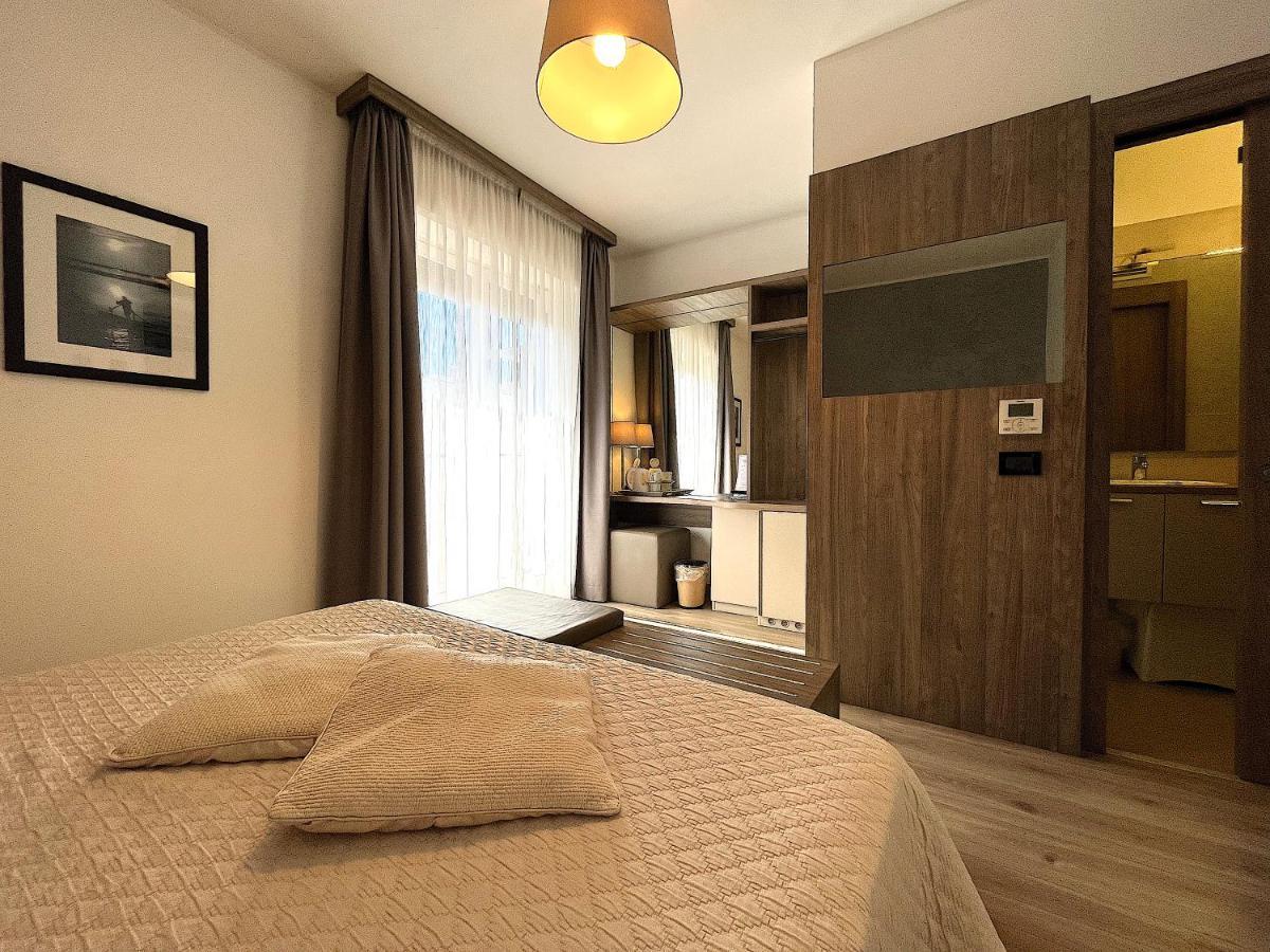 Hotel Regina Градо Экстерьер фото