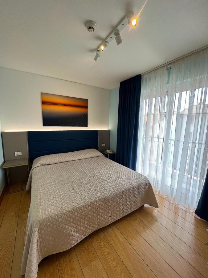 Hotel Regina Градо Экстерьер фото