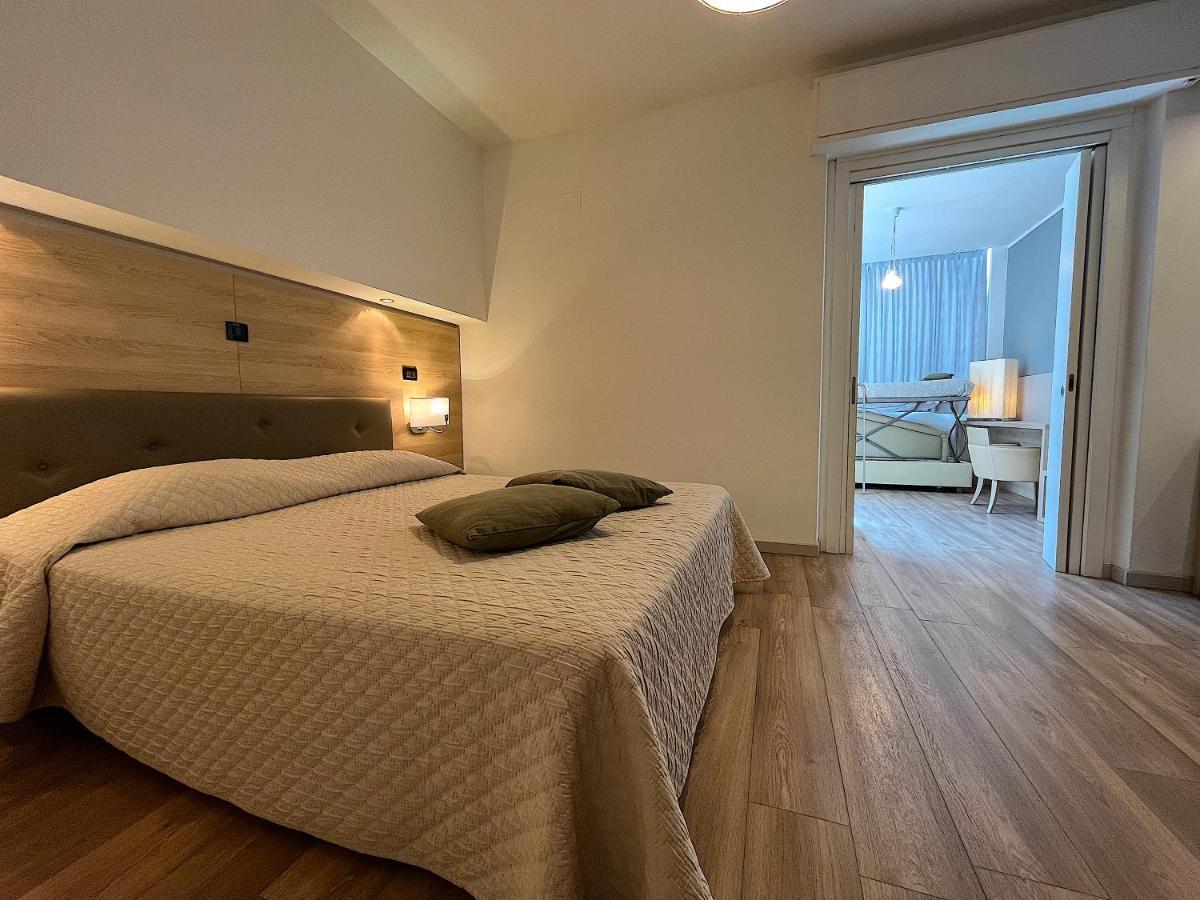 Hotel Regina Градо Экстерьер фото