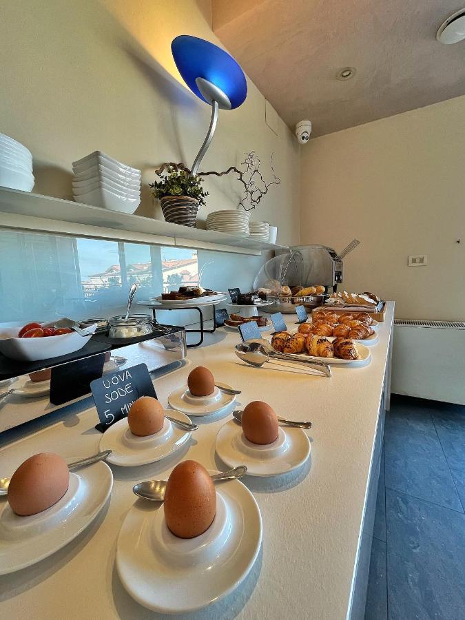 Hotel Regina Градо Экстерьер фото