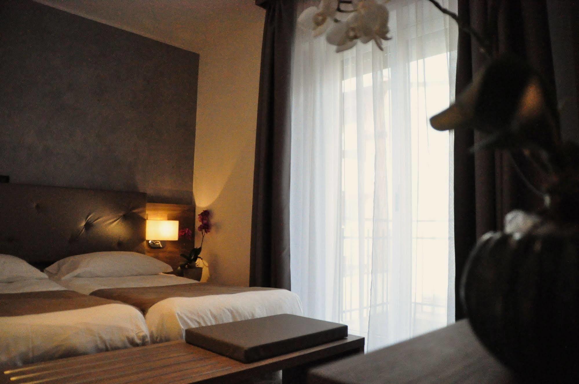 Hotel Regina Градо Экстерьер фото