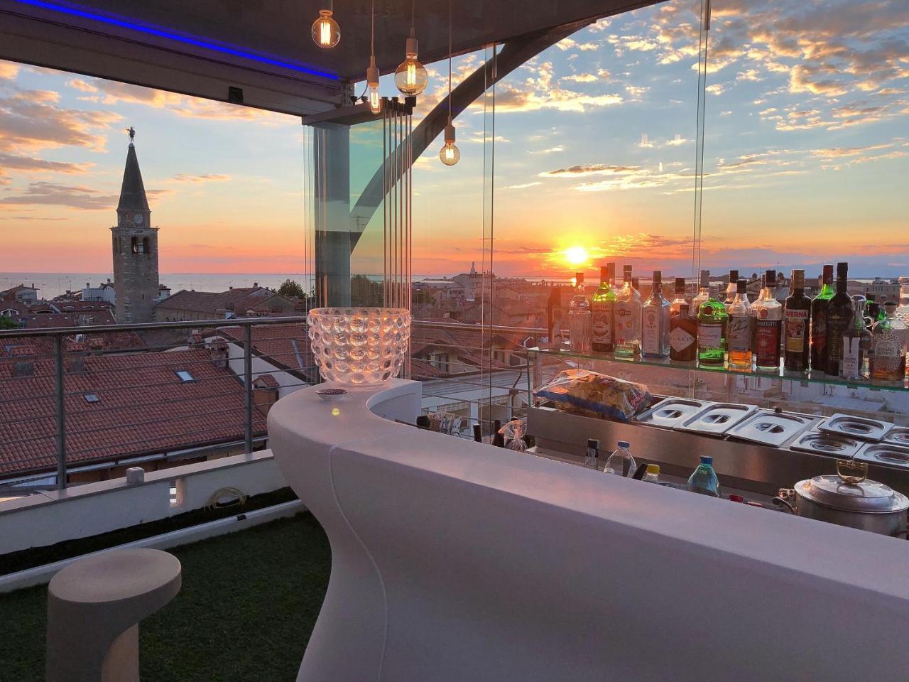 Hotel Regina Градо Экстерьер фото